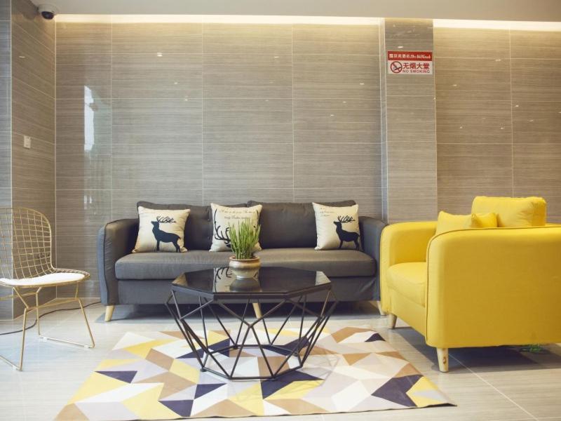 Shell Shanghai Jiadingbei Subway Station Shuping Road Hotel Exterior photo